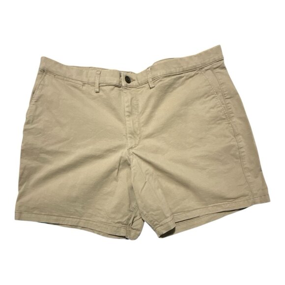 Gap Shorts Mens 40 Essential Khaki 7" Inseam - Picture 1 of 6